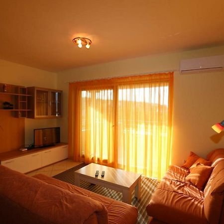 Apartment Dina Šilo Extérieur photo